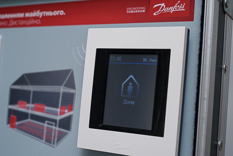 Контролируйте температуру дома всего в два клика с помощью Danfoss Link™ СС